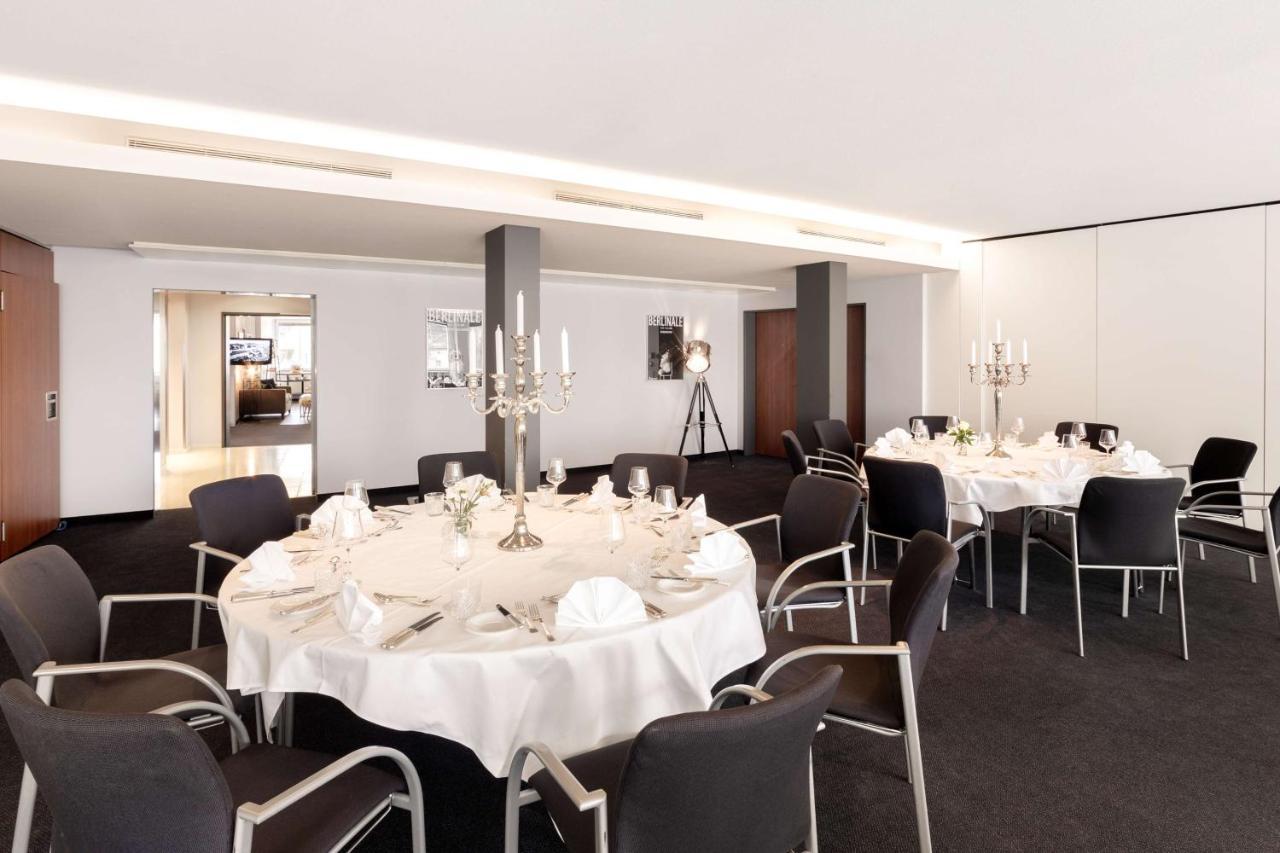 Radisson Blu Hotel, Hotel