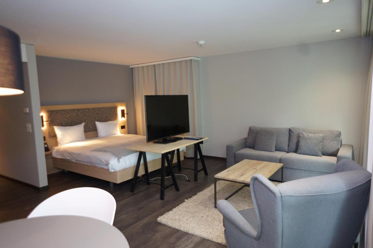 Radisson Blu Hotel, Hotel